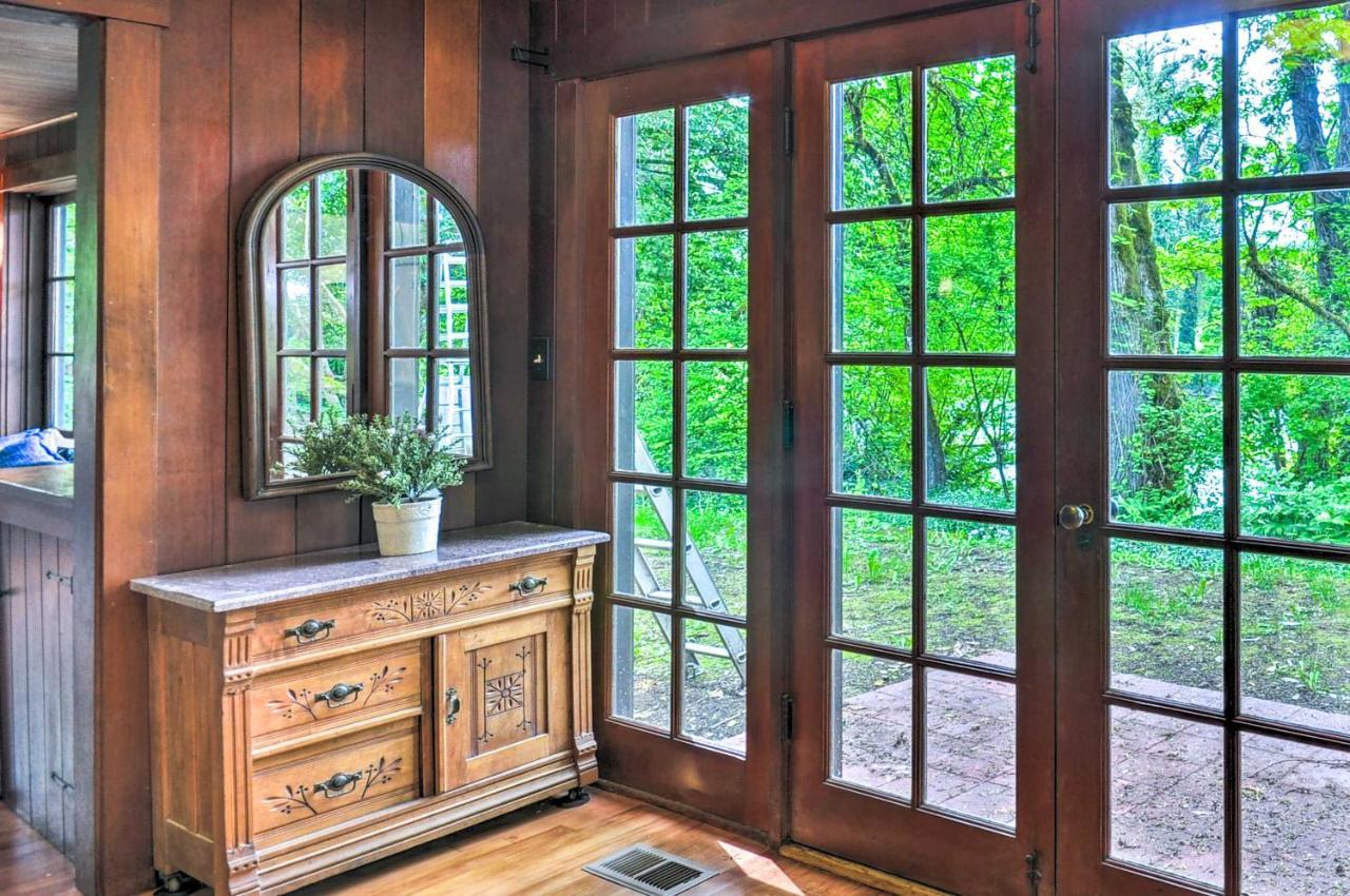 Peaceful And Elegant Cottage With Riverside View Oregon City Eksteriør bilde